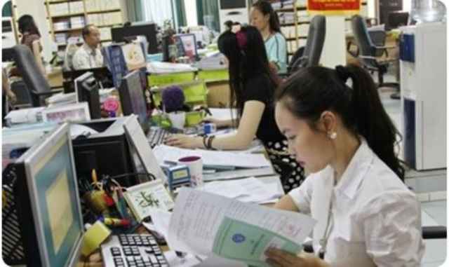 Việc xây dựng cơ sở dữ liệu cán bộ công chức là yêu cầu khách quan. Ảnh minh họa
