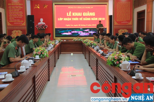Toàn cảnh buổi khai mạc