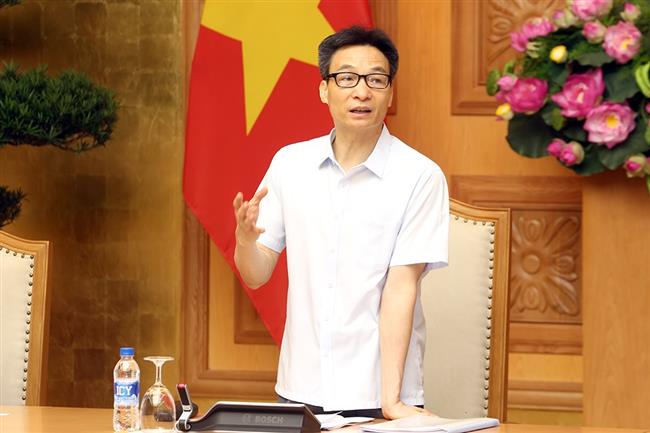 Phó Thủ tướng Vũ Đức Đam: Chương trình đổi mới lần này phải mang tính mở, khơi dậy sáng tạo, tự chủ của địa phương, nhà trường, giáo viên và thường xuyên được cập nhật. Ảnh: VGP/Đình Nam