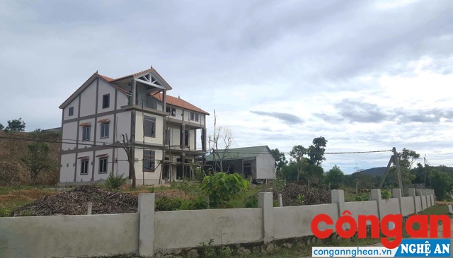 Căn biệt thự 3 tầng đã hoàn thành được hơn 90%