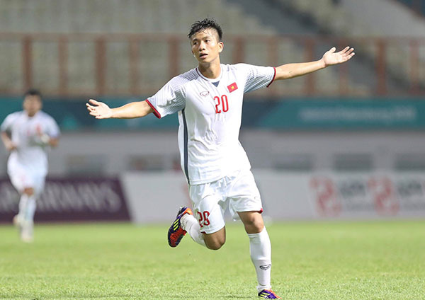 Sau nhiều lần bỏ lỡ cơ hội, Văn Đức đã ghi bàn nâng tỷ số lên 2-0 cho U23 Việt Nam. Ảnh: Vnexpress.