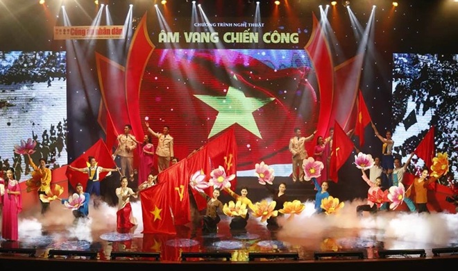 Tiết mục văn nghệ tại chương trình.