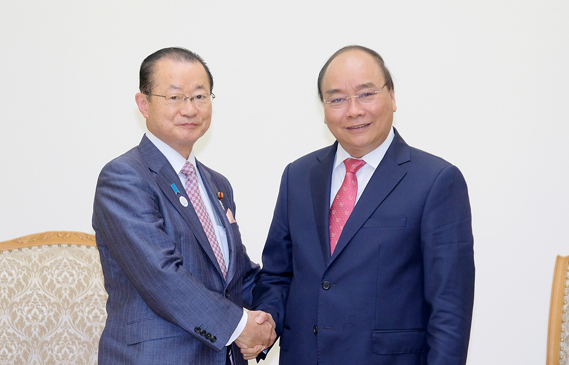  Thủ tướng Nguyễn Xuân Phúc tiếp Chủ tịch Uỷ ban Ngân sách  Hạ viện Nhật Bản Kawamura Takeo. 