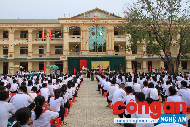 Toàn cảnh lễ Phát động 