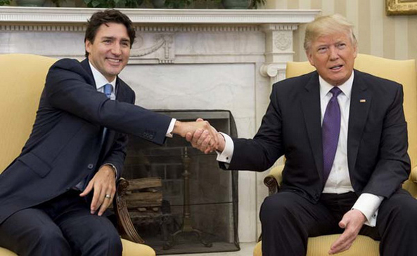 Thủ tướng Canada Justin Trudeau và Tổng thống Mỹ Donald Trump.  