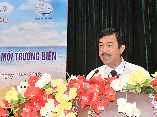 Ông Trịnh Hàng, Giám đốc Sở Du lịch phát biểu khai mạc hội thảo.