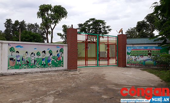 Tháng 6/2018, Trường Mầm non Tuổi thơ bị đình chỉ hoạt động do chủ đầu tư chưa hoàn thành các thủ tục theo quy định của pháp luật