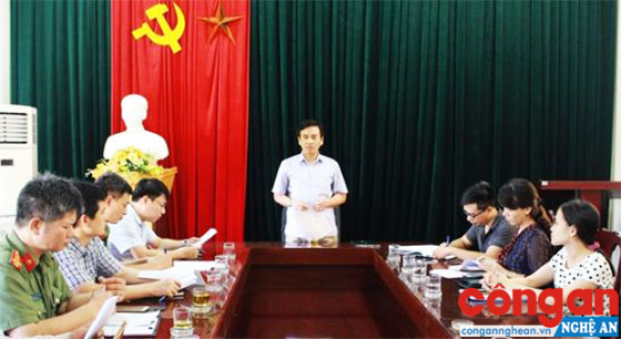 Tại buổi họp, các đại biểu đã thảo luận và thống nhất nội dung tổ chức triển lãm