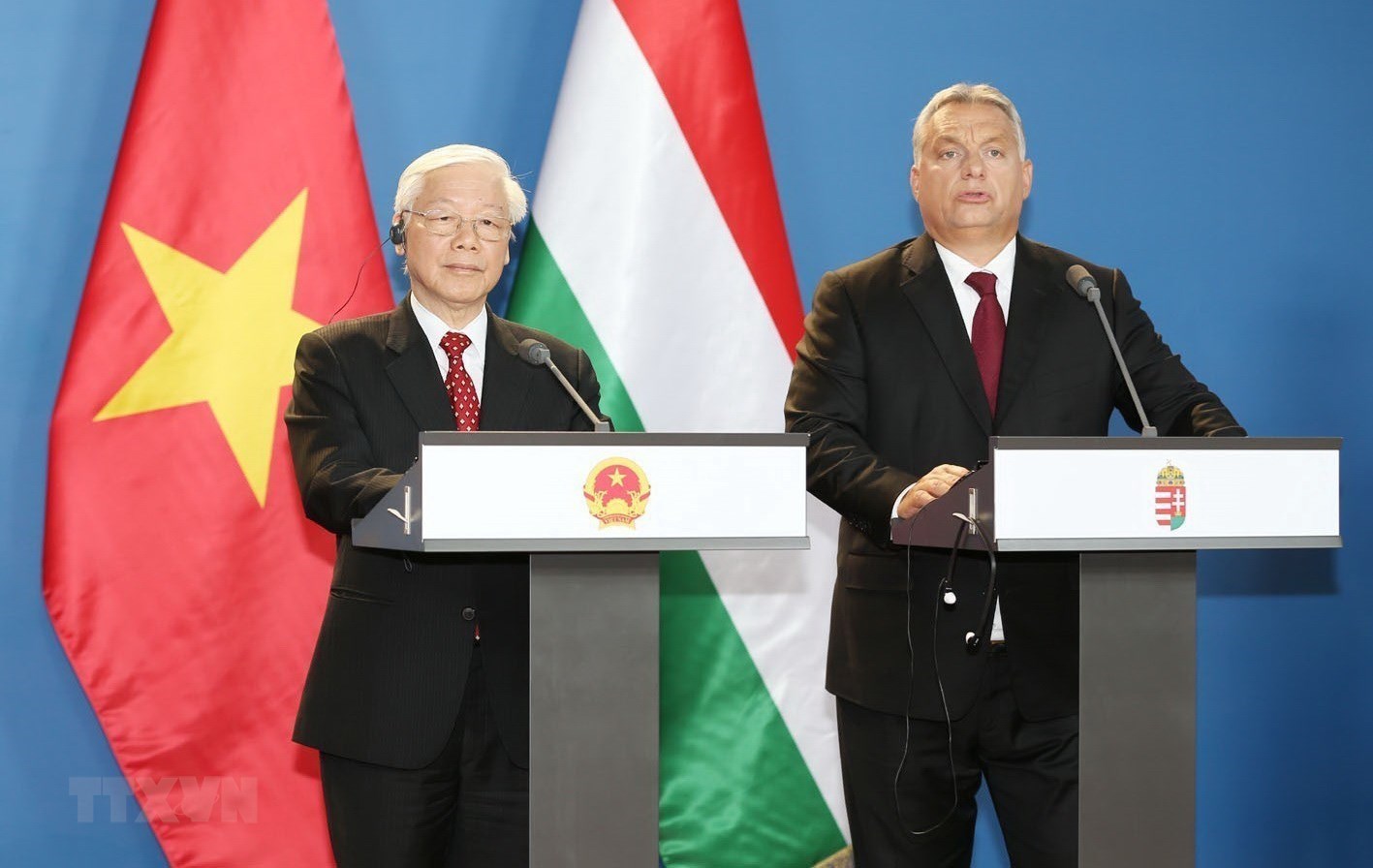 Tổng Bí thư Nguyễn Phú Trọng và Thủ tướng Hungary Viktor Orbán.