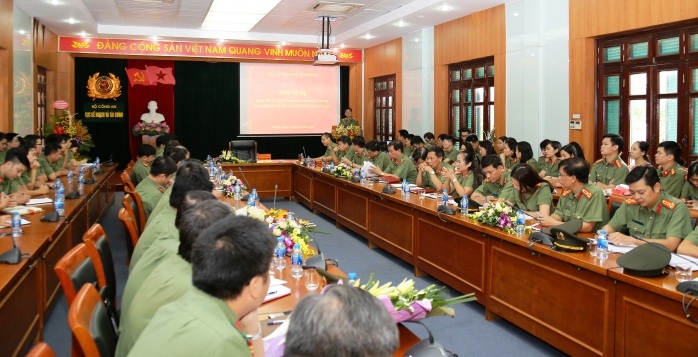 Thứ trưởng Nguyễn Văn Sơn phát biểu chỉ đạo tại Hội nghị.