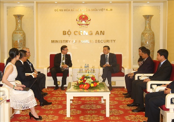 Toàn cảnh buổi tiếp.