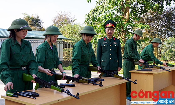 Bộ môn giáo dục quốc phòng - an ninh rèn luyện cho học sinh ý thức tổ chức kỷ luật, tác phong, góp phần ngăn ngừa và phòng, chống các tệ nạn xã hội xâm nhập vào trường học