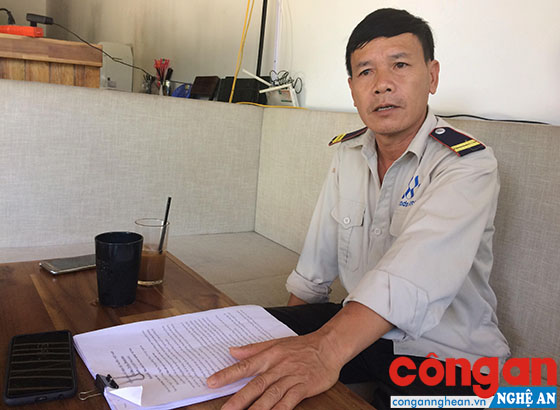Ông Dương Xuân Hồ bức xúc, phản ánh sự việc với phóng viên