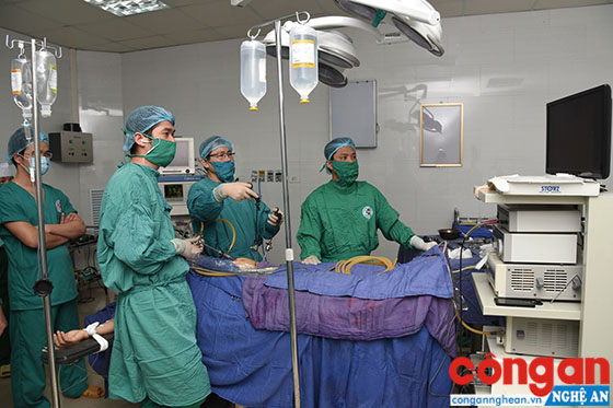 Nghệ An ngày càng đạt được nhiều thành tựu trong phát triển y tế kỹ thuật cao