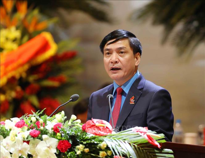 Đồng chí Bùi Văn Cường, Ủy viên Trung ương Đảng, Chủ tịch Tổng Liên đoàn Lao động Việt Nam đọc diễn văn khai mạc.