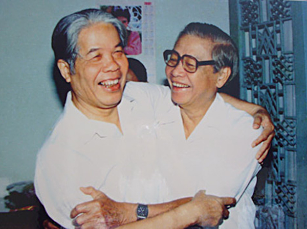 Nguyên Tổng Bí thư Đỗ Mười và cố Thủ tướng Võ Văn Kiệt. Ảnh: Tư liệu