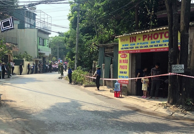 Các tuyến đường liên thôn, nơi đoàn tang lễ đi qua đều đc giới nghiêm