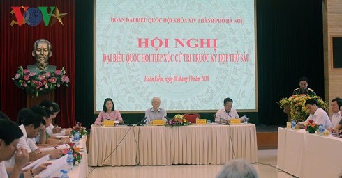 Toàn cảnh hội nghị.
