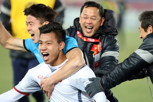Văn Thanh dính chấn thương nặng và không thể góp mặt tại AFF Cup 2018. Ảnh: VNE.