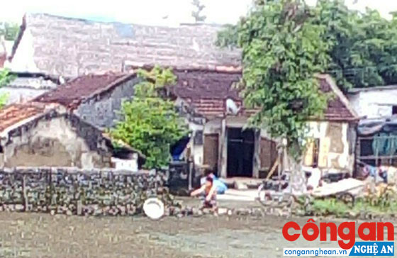 Ngôi nhà nơi đối tượng Bùi Tuấn Anh dùng dao đe dọa người thân