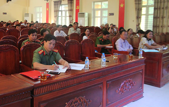 Đại biểu tham dự Diễn đàn