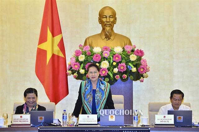 Chủ tịch Quốc hội Nguyễn Thị Kim Ngân phát biểu tại phiên họp