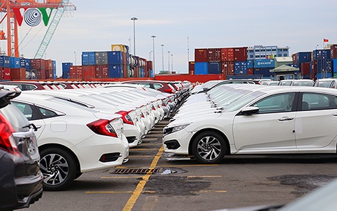Thái Lan vẫn là quốc gia có lượng xe nhập khẩu về Việt Nam nhiều nhất từ đầu năm.