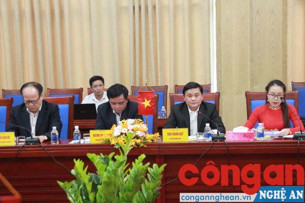 Lãnh đạo tỉnh