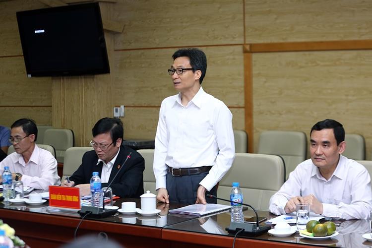 Phó Thủ tướng Vũ Đức Đam nhấn mạnh thực hiện dân chủ cơ sở tốt sẽ nâng cao chất lượng dân vận nhân dân, dân vận chính quyền. Ảnh: VGP/Đình Nam