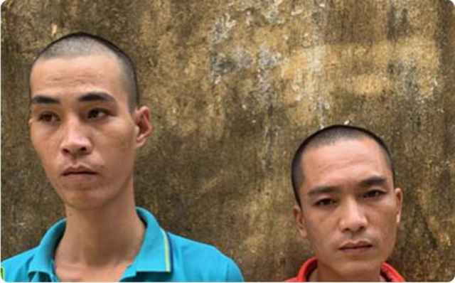 Phạm Bá Dũng (trái) và Nguyễn Thế Sơn