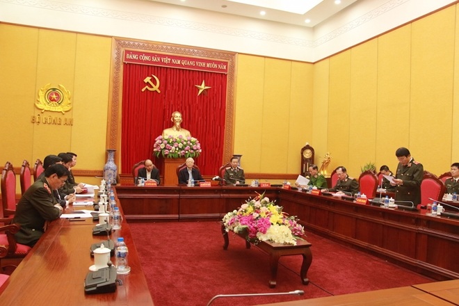 Toàn cảnh hội nghị.