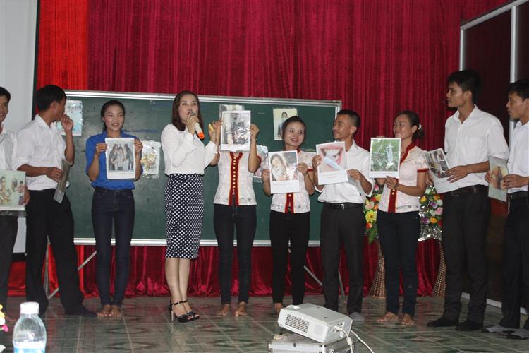 Liên đoàn Lao động tỉnh tổ chức truyền thông pháp luật lao động,  phòng, chống ma túy tại huyện Kỳ Sơn
