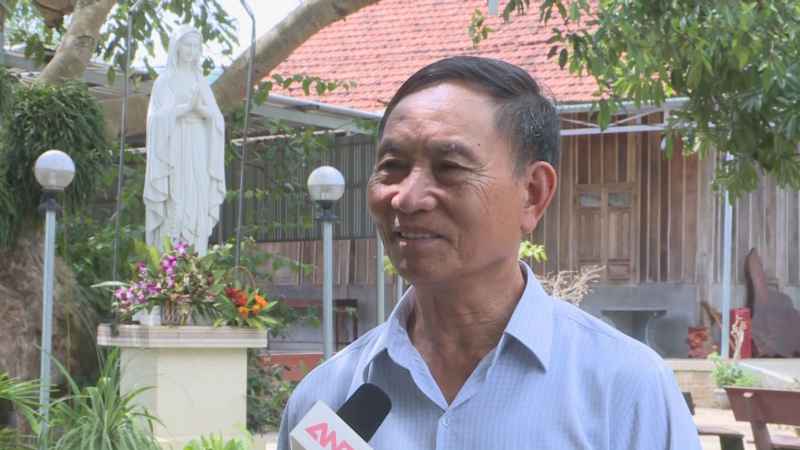 Ông Trần Khắc Châu: 