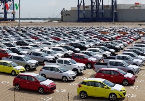 Hiện xe nhập khẩu hưởng thuế 0% đã về Việt Nam nhưng giá của xe vẫn không thay đổi nhiều.