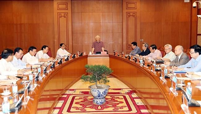 Tổng Bí thư, Chủ tịch nước Nguyễn Phú Trọng chủ trì cuộc họp Thường trực Tiểu ban Văn kiện Đại hội XIII của Đảng. Ảnh: Báo Đại biểu nhân dân 