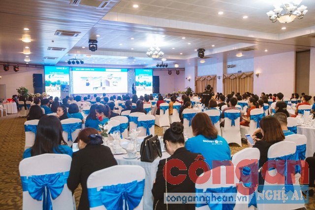 Toàn cảnh lễ ra mắt