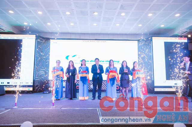 Bảo Việt Nhân thọ Nghệ An cắt băng ra mắt sản phẩm mới 