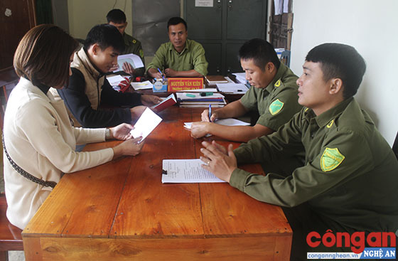 Công an xã Tường Sơn tiếp nhận tin báo tố giác tội phạm
