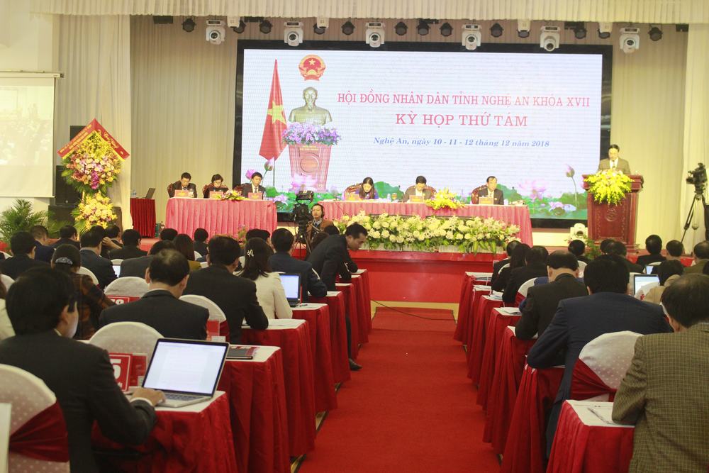 Toàn cảnh phiên khai mạc