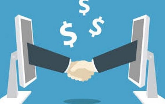 Cẩn trọng khi ký kết vay tiền trực tuyến