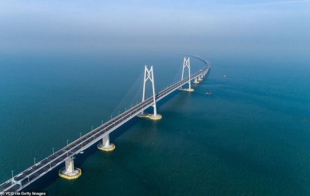 Cầu vượt biển dài 55 km nối Hong Kong - Macau - Chu Hải
