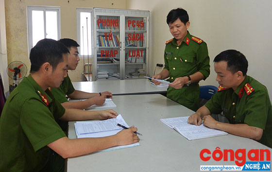 Phòng Cảnh sát Hình sự triển khai các phương án đấu tranh với tệ nạn mại dâm