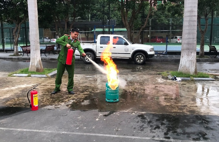 Tập huấn kỹ năng xử lý bình gas bị rò rỉ