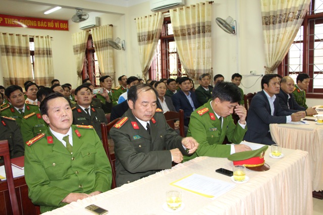 Các đại biểu tham dự buổi lễ