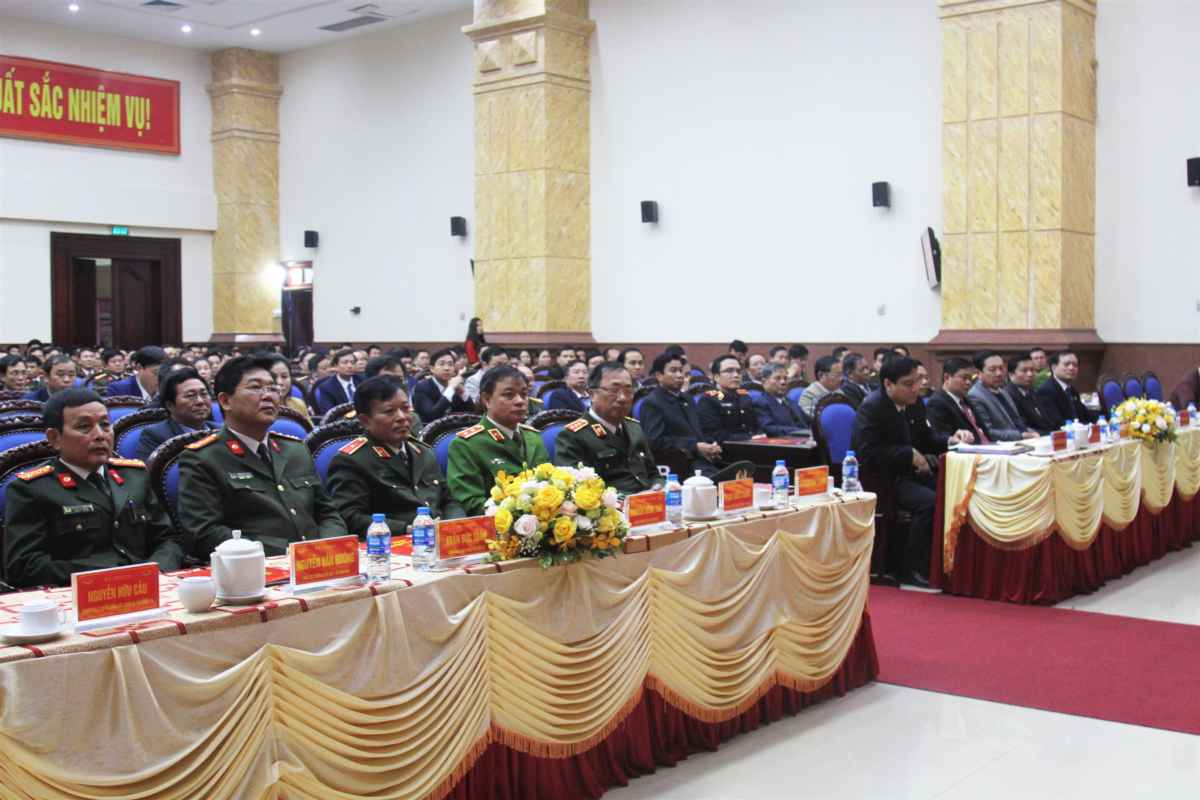 Các đại biểu dự hội nghị