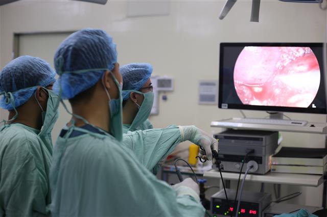 Bệnh viện Quốc tế Vinh là một trong các bệnh viện thành viên của Tập đoàn Y Khoa Hoàn Mỹ được Sở Y Tế Nghệ An đánh giá cao về chất lượng khám, chữa bệnh