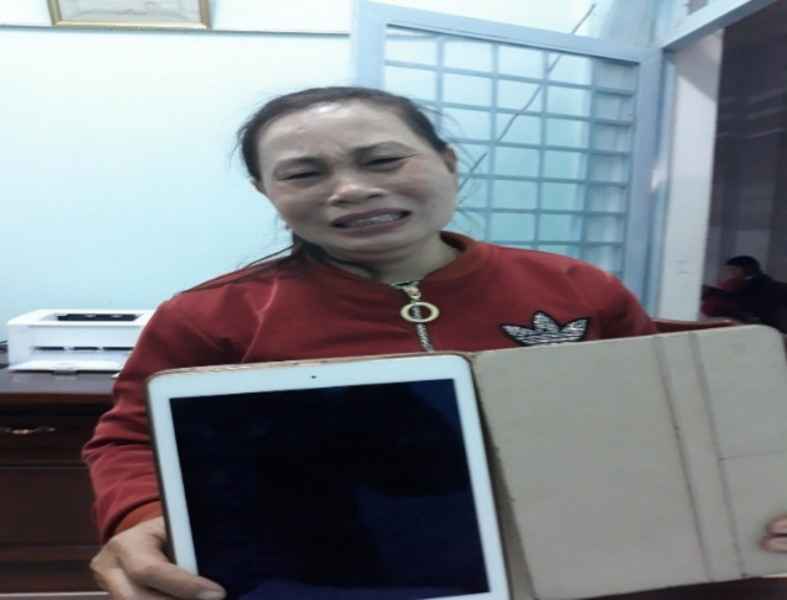 Đối tượng Trần Thị Cúc tại cơ quan Công an