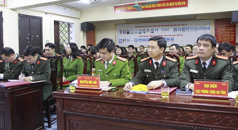 Các đại biểu tham dự Hội nghị