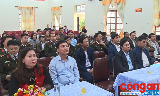 Các đại biểu tham dự Hội nghị