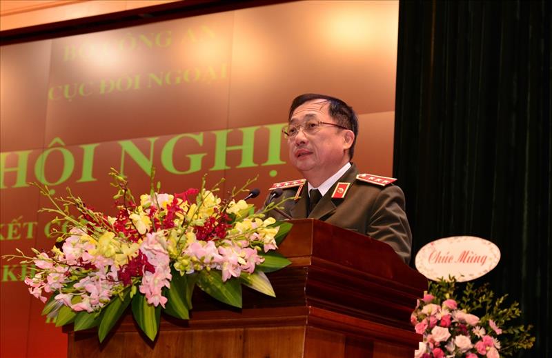 Thứ trưởng Nguyễn Văn Thành phát biểu tại Hội nghị.